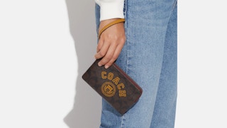 coach 1664969249 1664969249 scaled