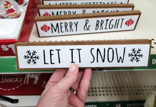 dollar general snow sign 2022 sv 1666023811 1666023811