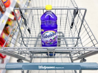 bottle of fabuloso in walgreens shopping cart