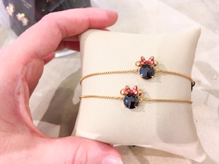 kate-spade-minnie-mouse-collection-oct-2022-bracelet