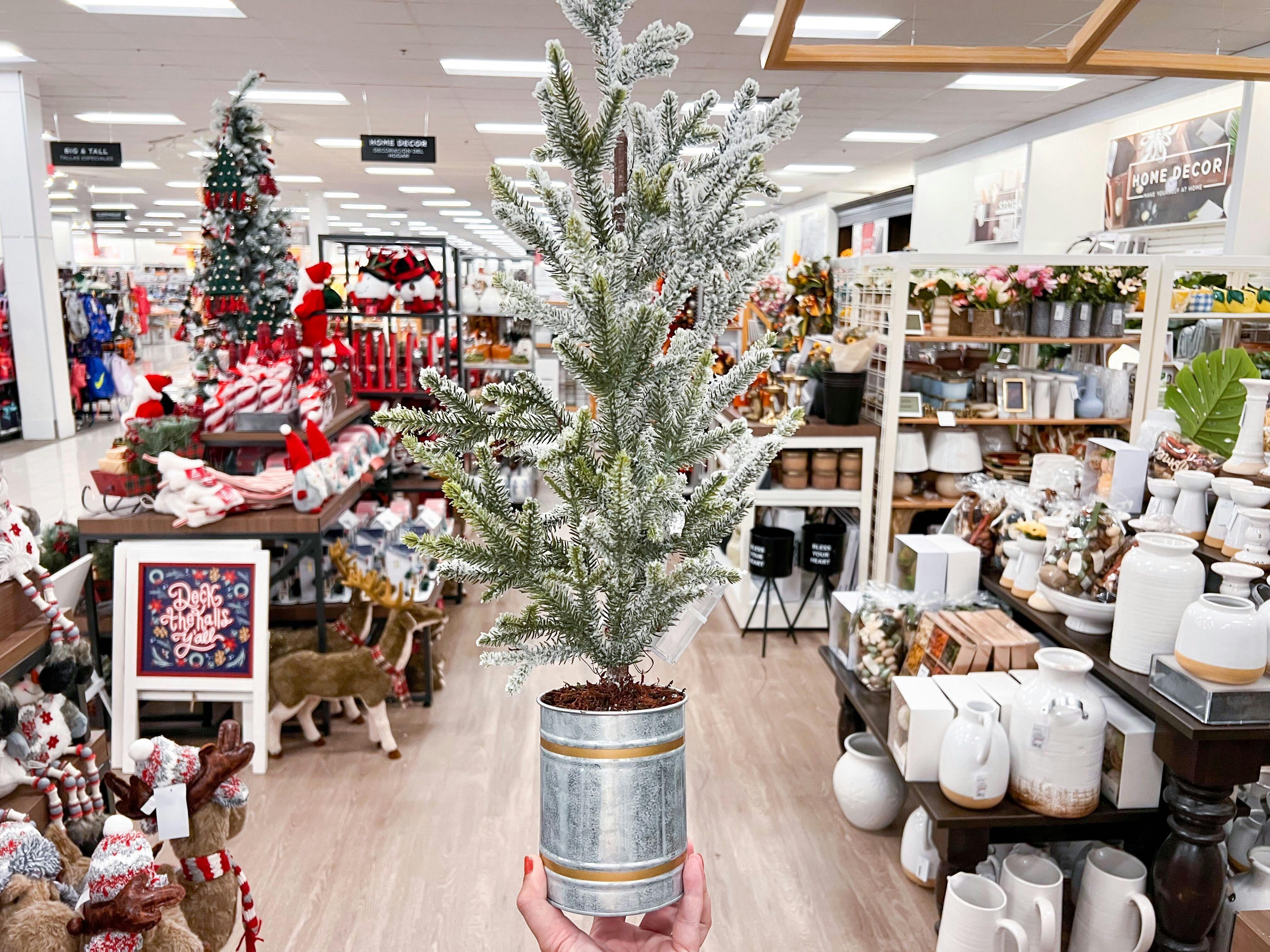 10 Stores With the Best Holiday Clearance Sales The Krazy Coupon Lady