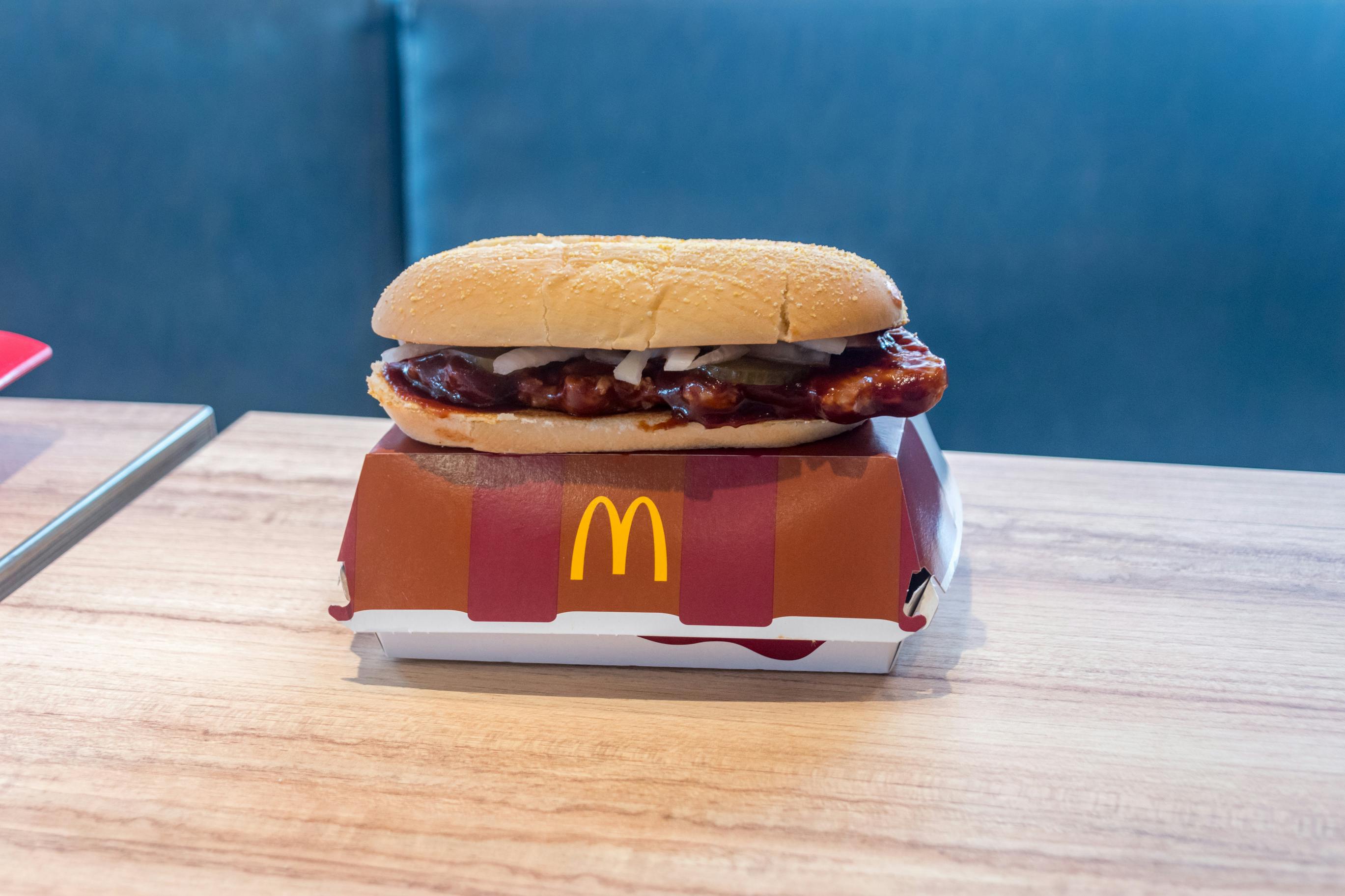 McDonald's McRib Farewell Tour Is Happening Now — Say Your Goodbyes ...