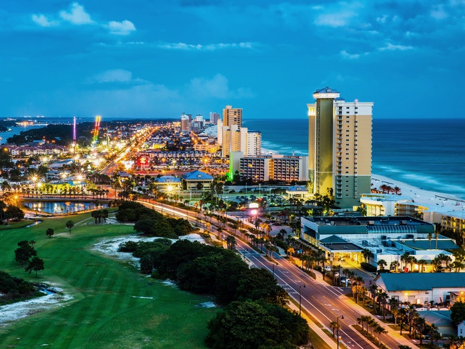 nightlife with condos in a beach town 