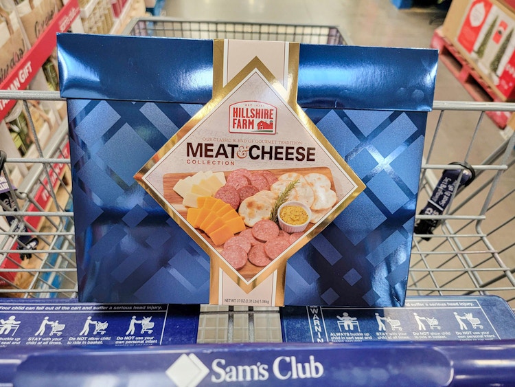 hillshire farms meat & cheese set in a cart