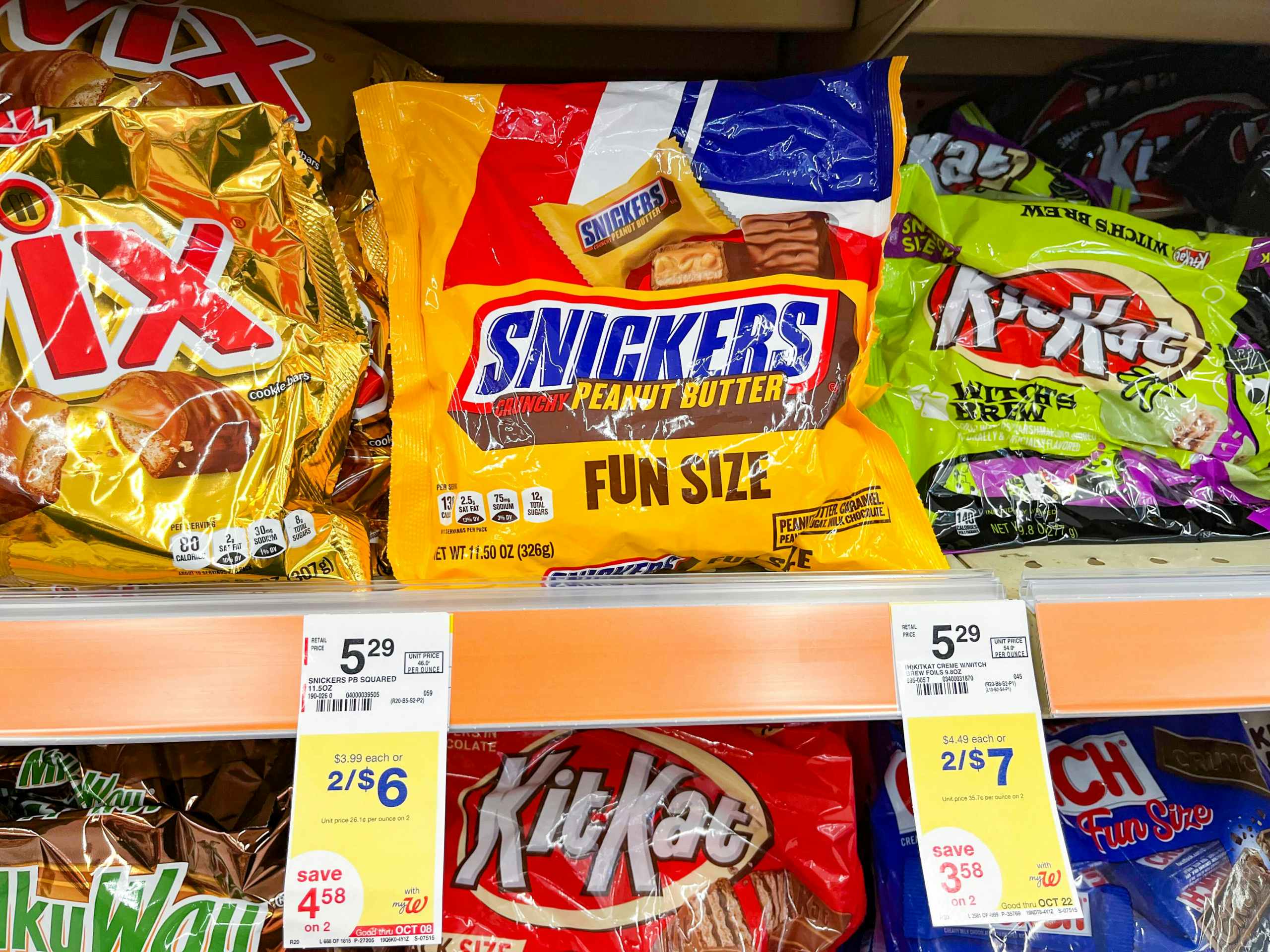 bag of Snickers Fun Size Chocolate on