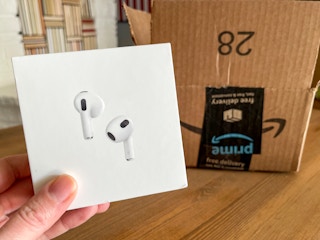 amazon apple airpods pro 2022 68 1670952108 1670952108