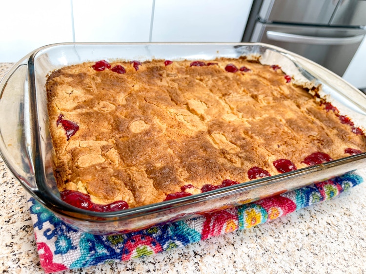 cooked cherry dump cake 