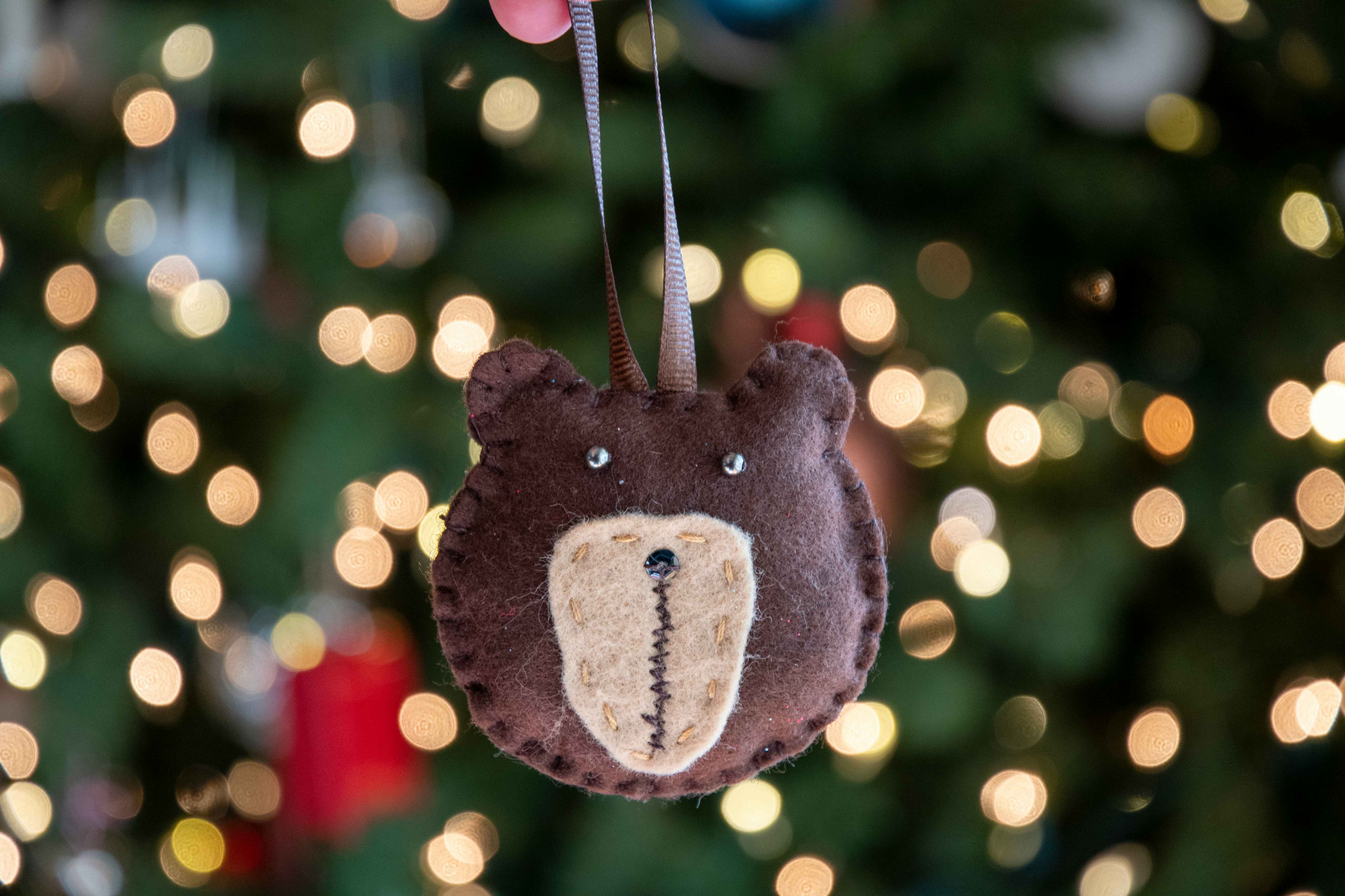 Felt bear diy ornament