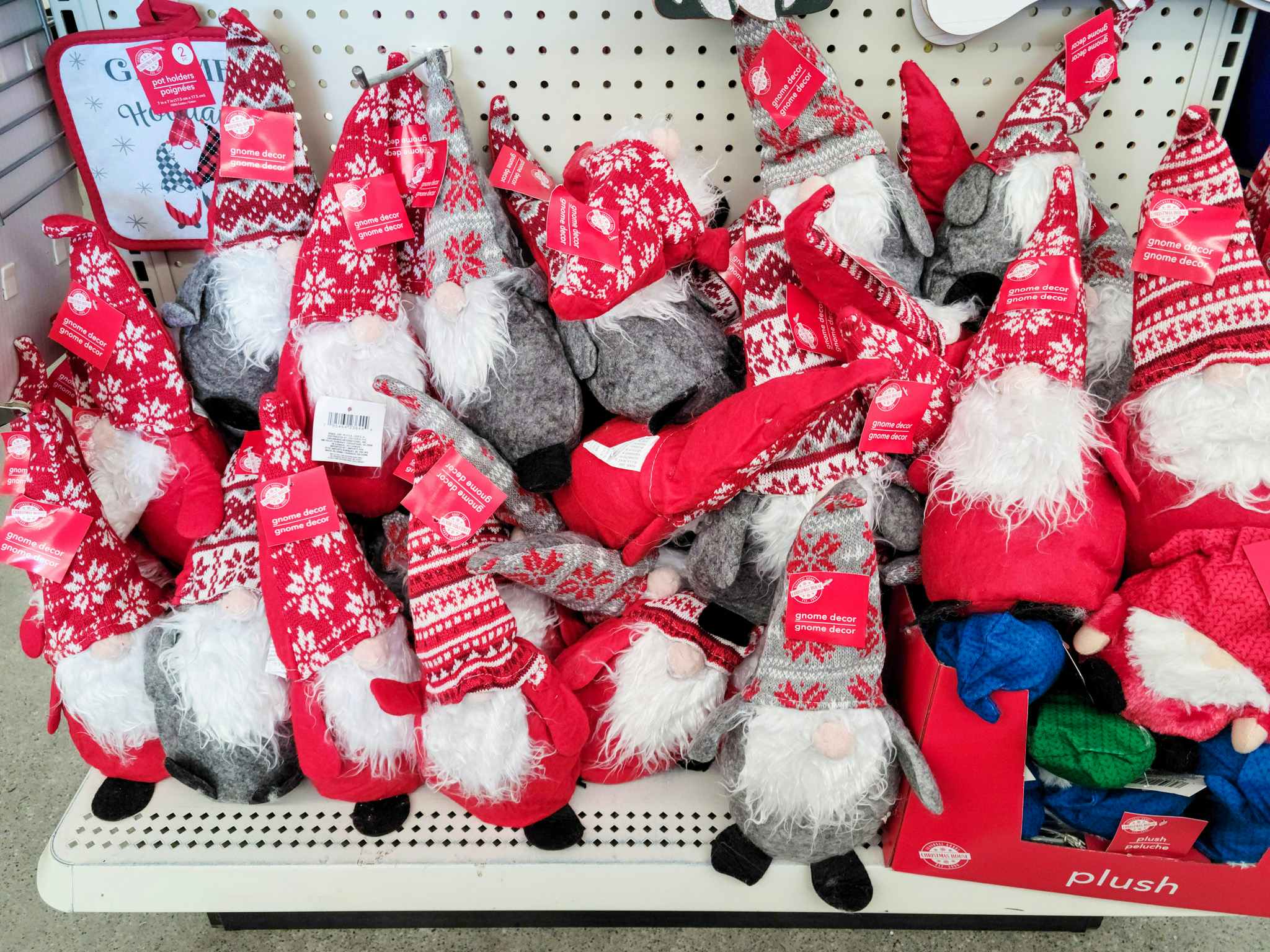 holiday gnomes