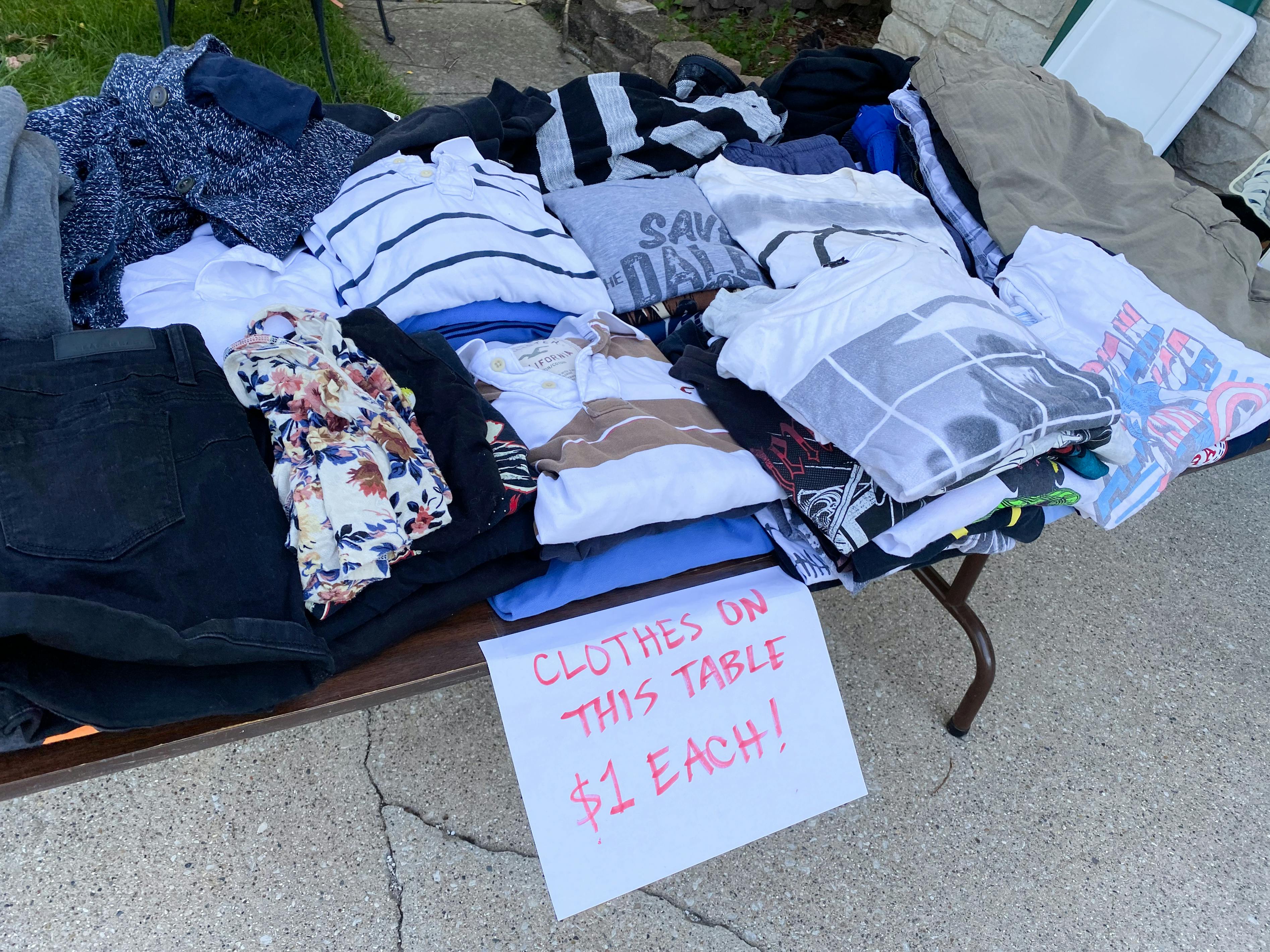 Garage Sale Pricing Tips More Tricks To Have A Successful Sale The   How To Have A Successful Garage Yard Rummage Moving Sale 05 1669663436 1669663436 