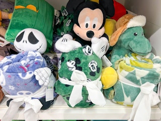 kohls the big one buddy throw set 2022 2 1667939873 1667939873