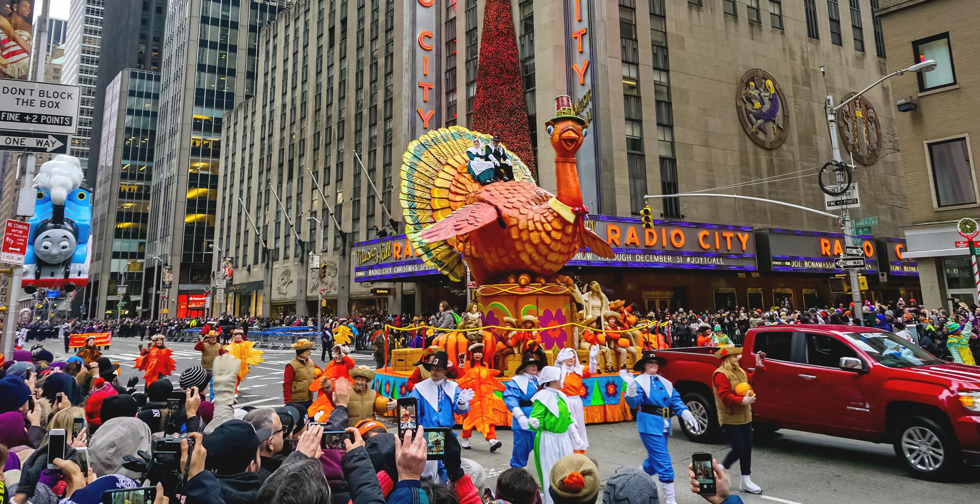 How to Watch the Macy's Thanksgiving Day Parade Without Cable