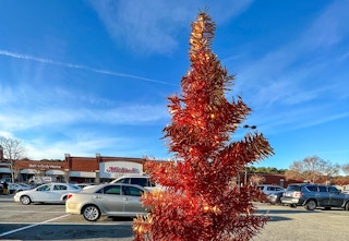 michaels tinsel tree cropped image 2022 1669764161 1669764162