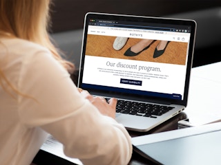 A person looking at the Rothy's website page about their teacher discount