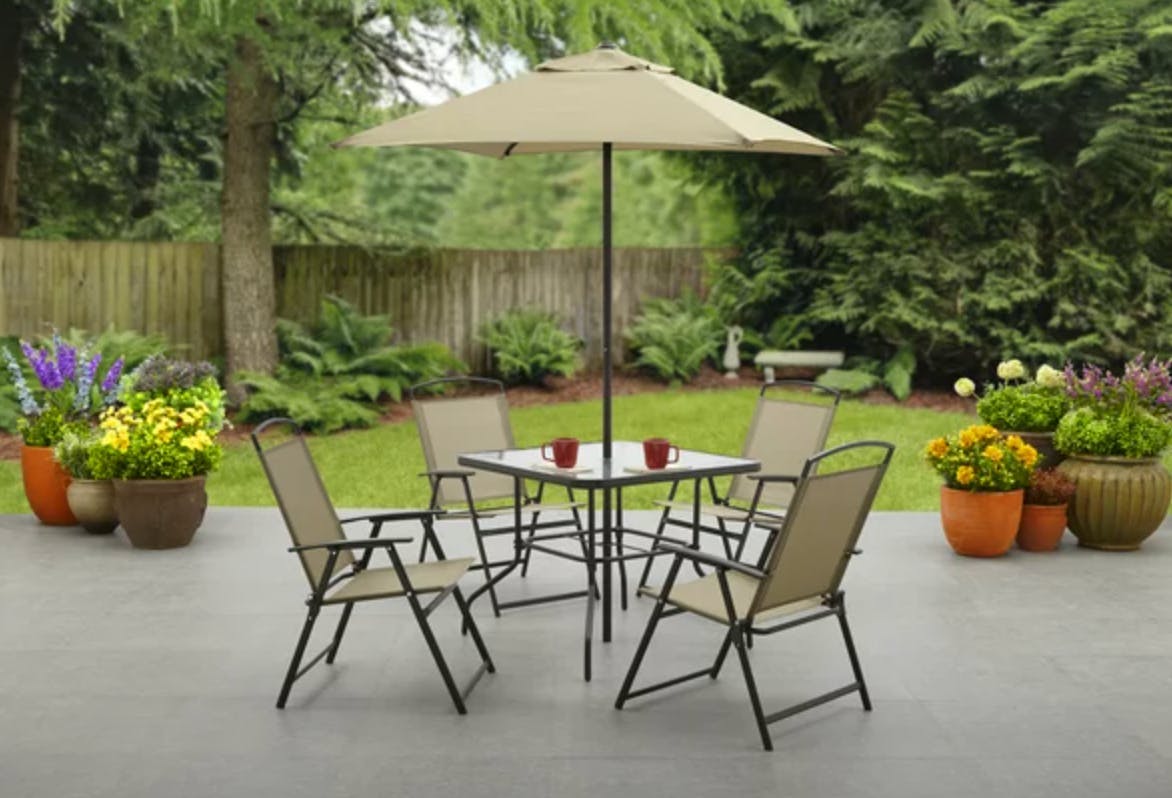 white plastic counter stools