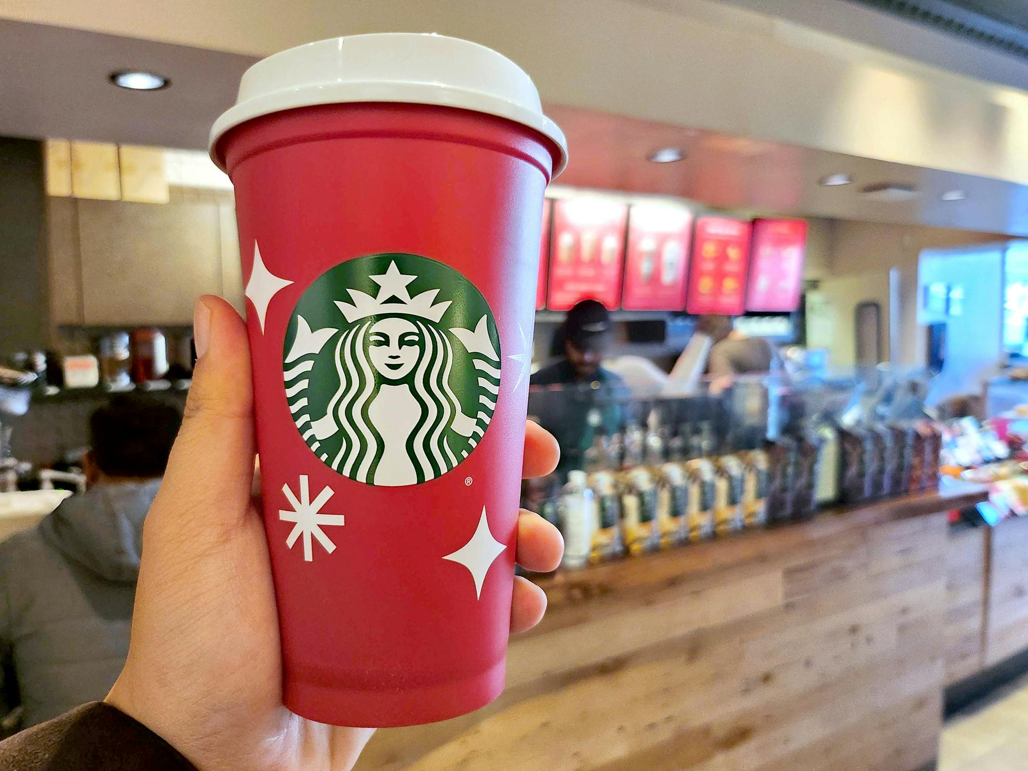 Overvåge Roux tyv Starbucks Red Cup Day: Here's How to Get the Free Cup - The Krazy Coupon  Lady