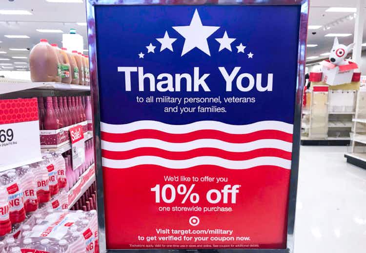 target military discount in store sign