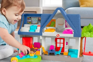 walmart little people dollhouse 2022 1669601895 1669601895