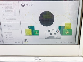 xbox series s holiday console target 2022 2 1668956905 1668956906