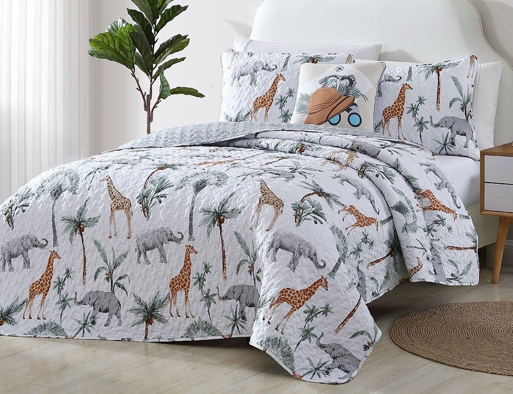 Kids' Quilts, Just $15.29 at Zulily 