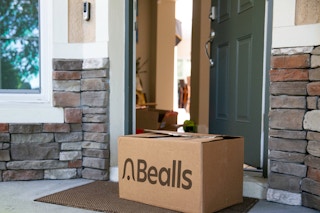 bealls box delivery outside