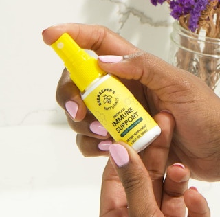 amazon beekeepers throat 2022 1 1672319879 1672319880