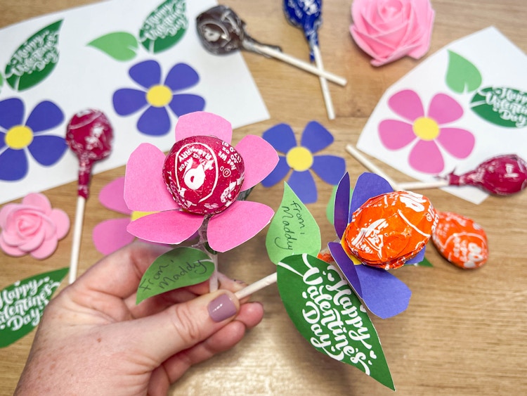 diy flower valentines made from tootsie pops