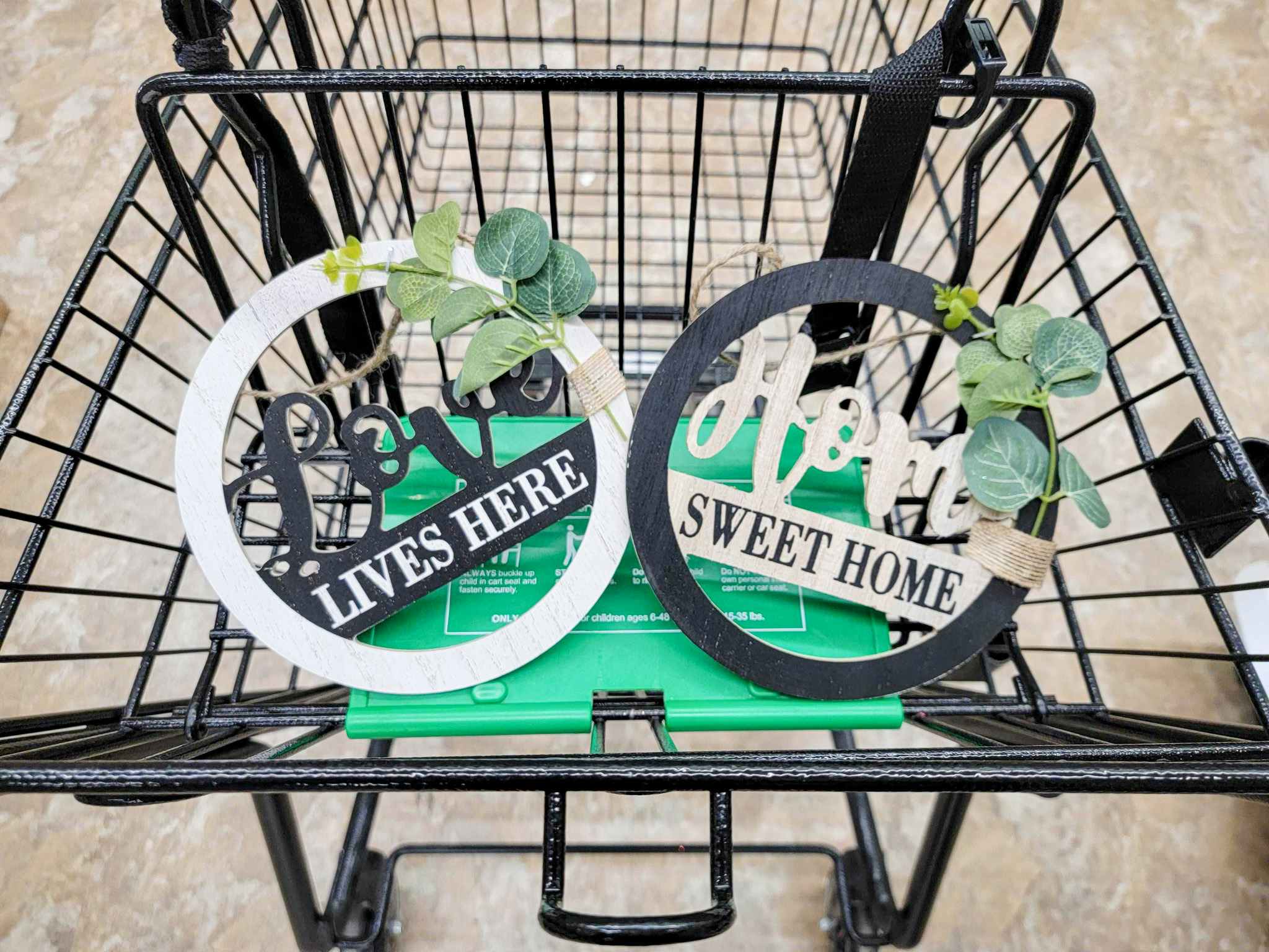 decor signs