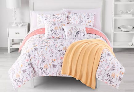 The Big One Stephanie Floral Reversible Comforter Set 