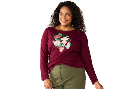 Women's Plus-Size Holiday Motif Graphic Tee