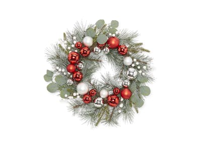 Red Ornament Christmas Wreath