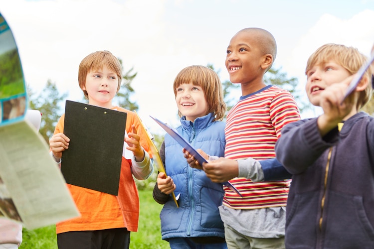 Scavenger Hunt with kids
