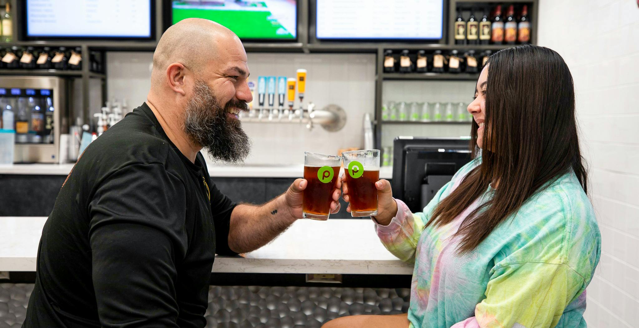 6 Grocery Stores That Let You Sip While You Shop