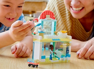 walmart lego pet clinic 2022 1670963840 1670963840