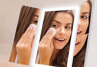 amazon beautyworks mirror 2023 1 1675177949 1675177949