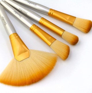 amazon champagne brushes 2022 2 1673011639 1673011639