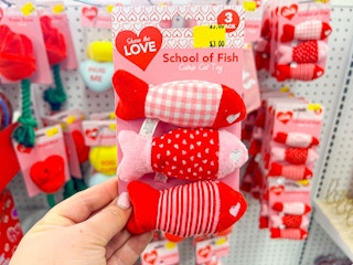 five below pet cat fish toy 011923 1674145793 1674145793 scaled