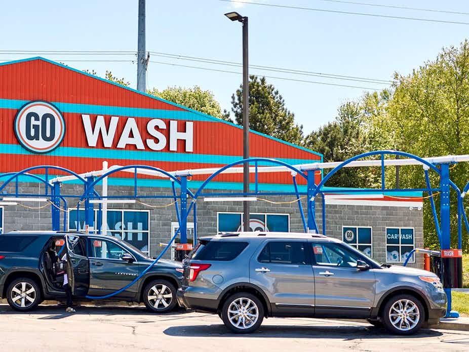 Flash Car Wash  Quick Car Washes and Free Vacuums
