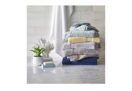 Plush Bath Towel Collection