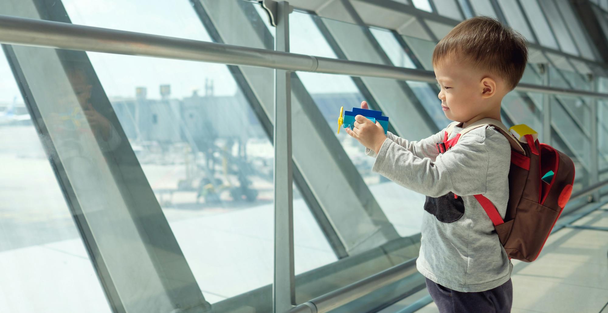 7 Airlines That Run Kids-Fly-Free Promotions