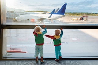 kids traveling dreamstime xxl 108337600 1673043446 1673043446