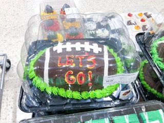 publix football cake feb 2023 1675950693 1675950693