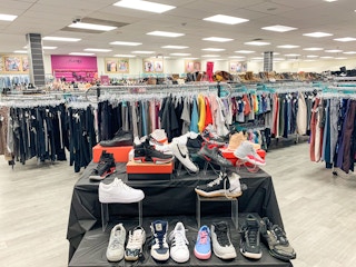 Plato's closet store interior