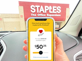 staples teach discount classroom rewards app phone screenshot