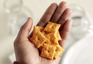 amazon cheez it crackers 2023 1 1676666435 1676666435