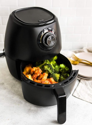 amazon chefman air fryer small 2023 1 1676643026 1676643026 750x1020