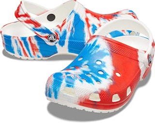amazon-crocs-red-white&-blue