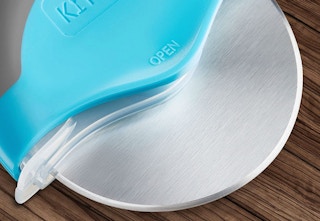 amazon kitchy pizza wheel 2023 2 1676723146 1676723146
