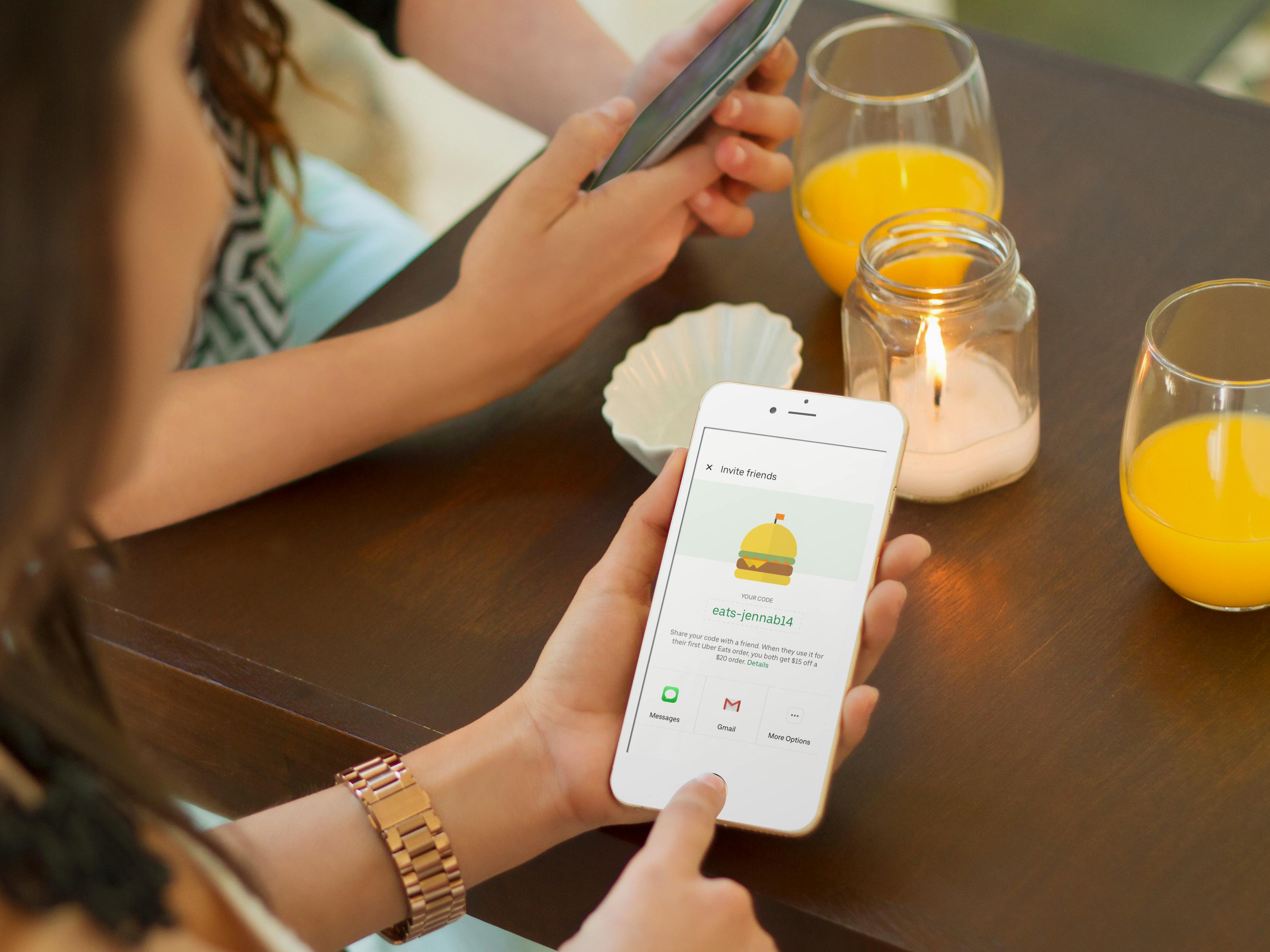 Uber Eats vs. DoorDash Which is Better for Food Delivery? The Krazy