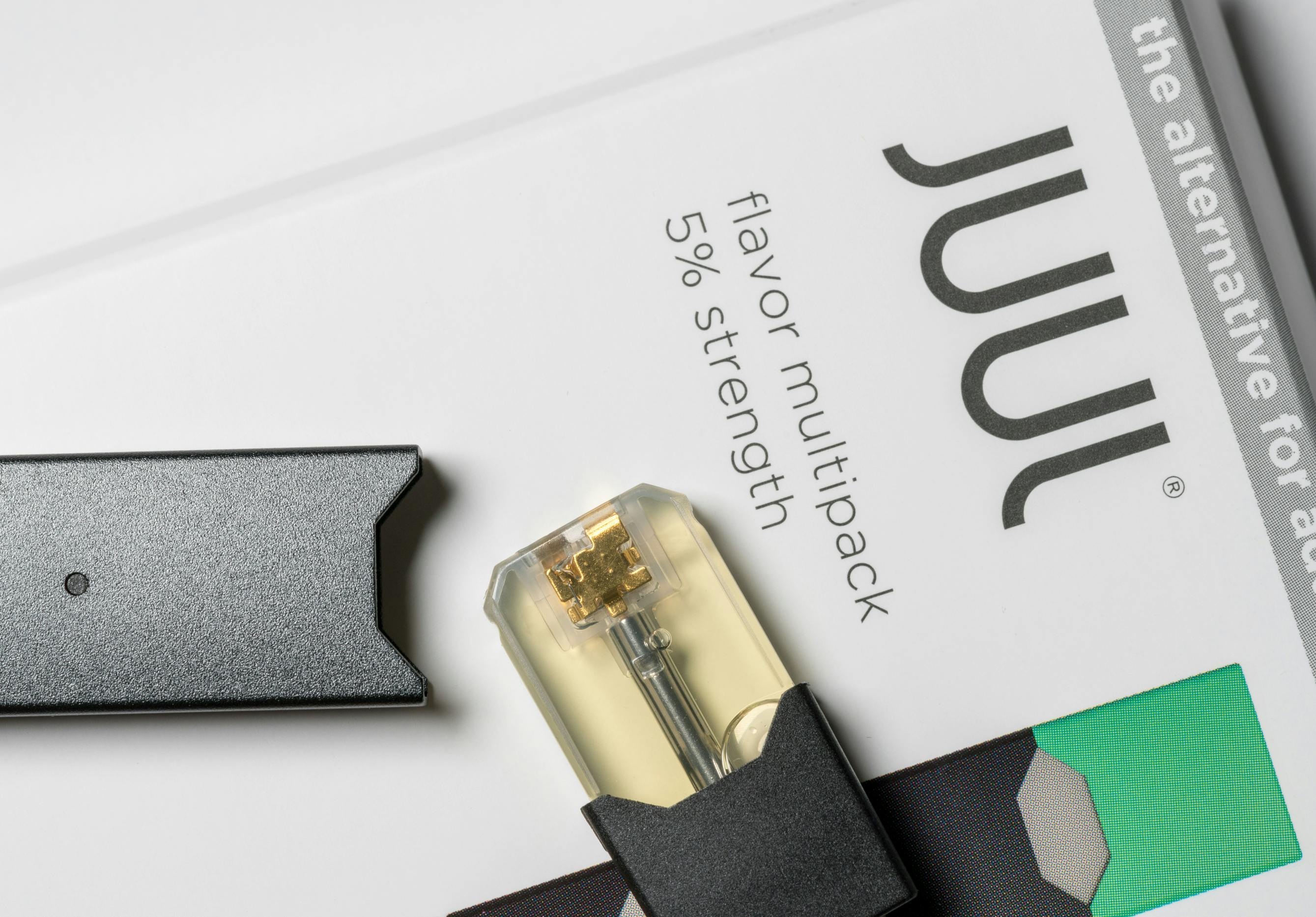Juul with pod and package